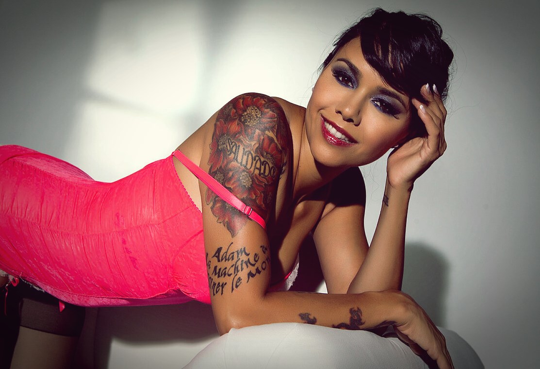 Dana Vespoli, 46 Years Old: Hot Milf Fingers (Puba, 2018)