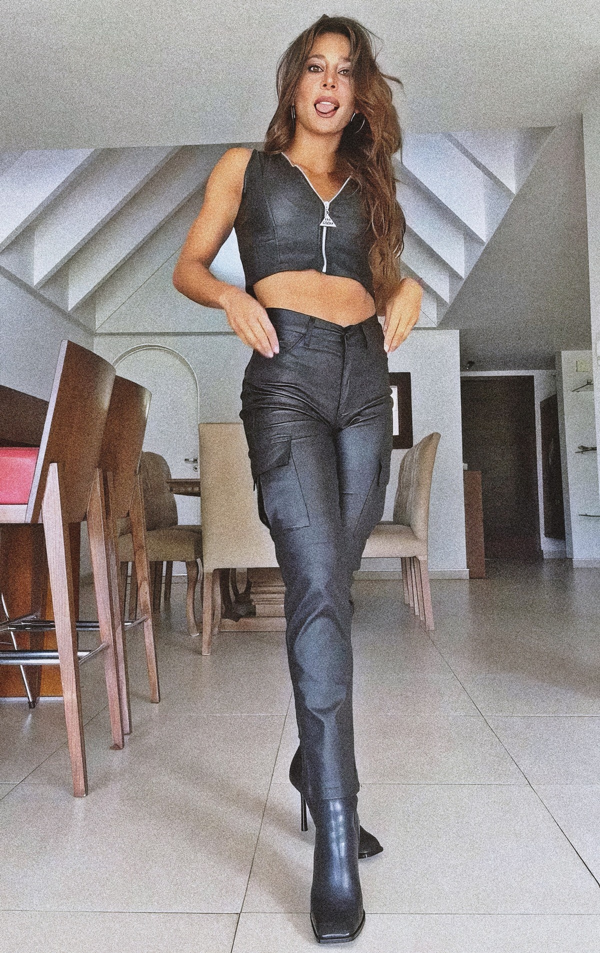 Sol Perez at 32 Years Old: Black Underwears Brunette MILF Bombshell Body (2025) Busty Blonde Argentina Almost Porn