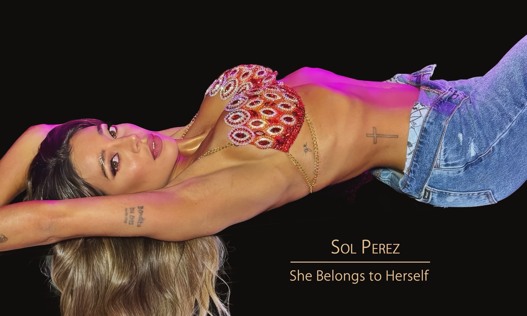 Sol Perez at 31 Years Old: Porn Debut. Ella se pertenece (Brazzers, 2025)