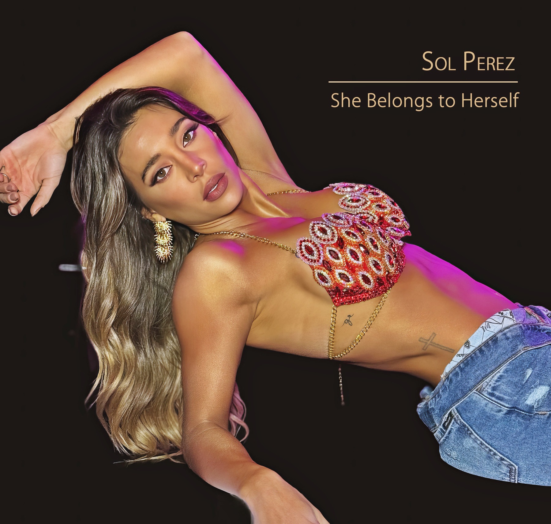 Sol Perez at 31 Years Old: Porn Debut. Ella se pertenece (Brazzers, 2025)