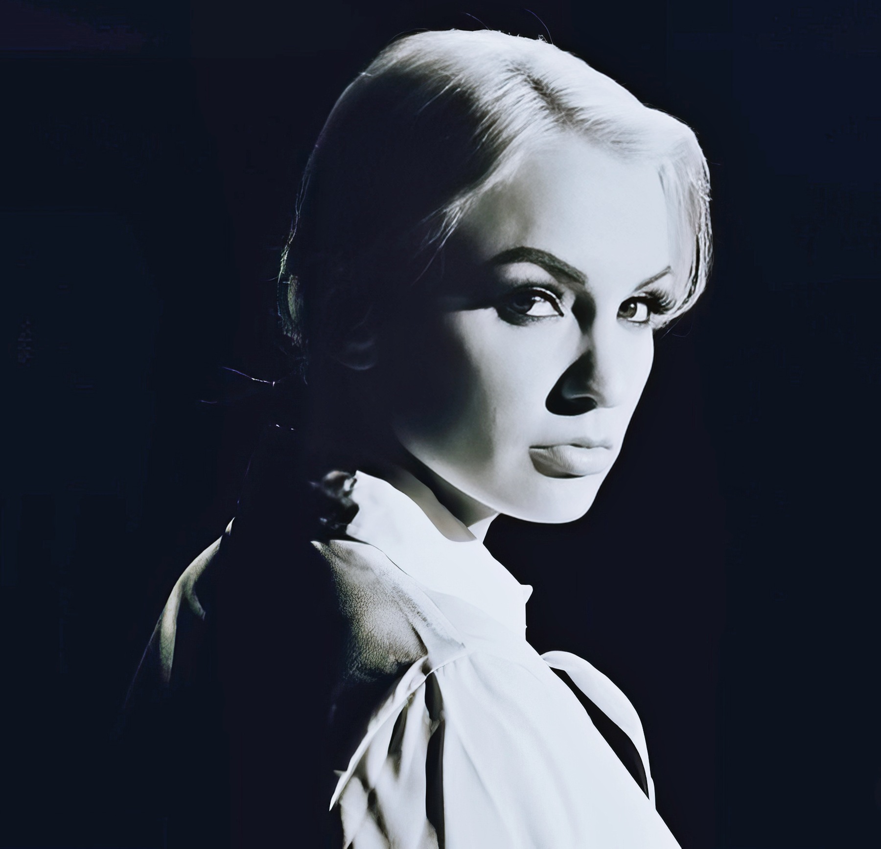 Kenzie Taylor Ten Years in Porn: Photo Collection Busty Blonde Bomsbhell Queen (2015-2025)