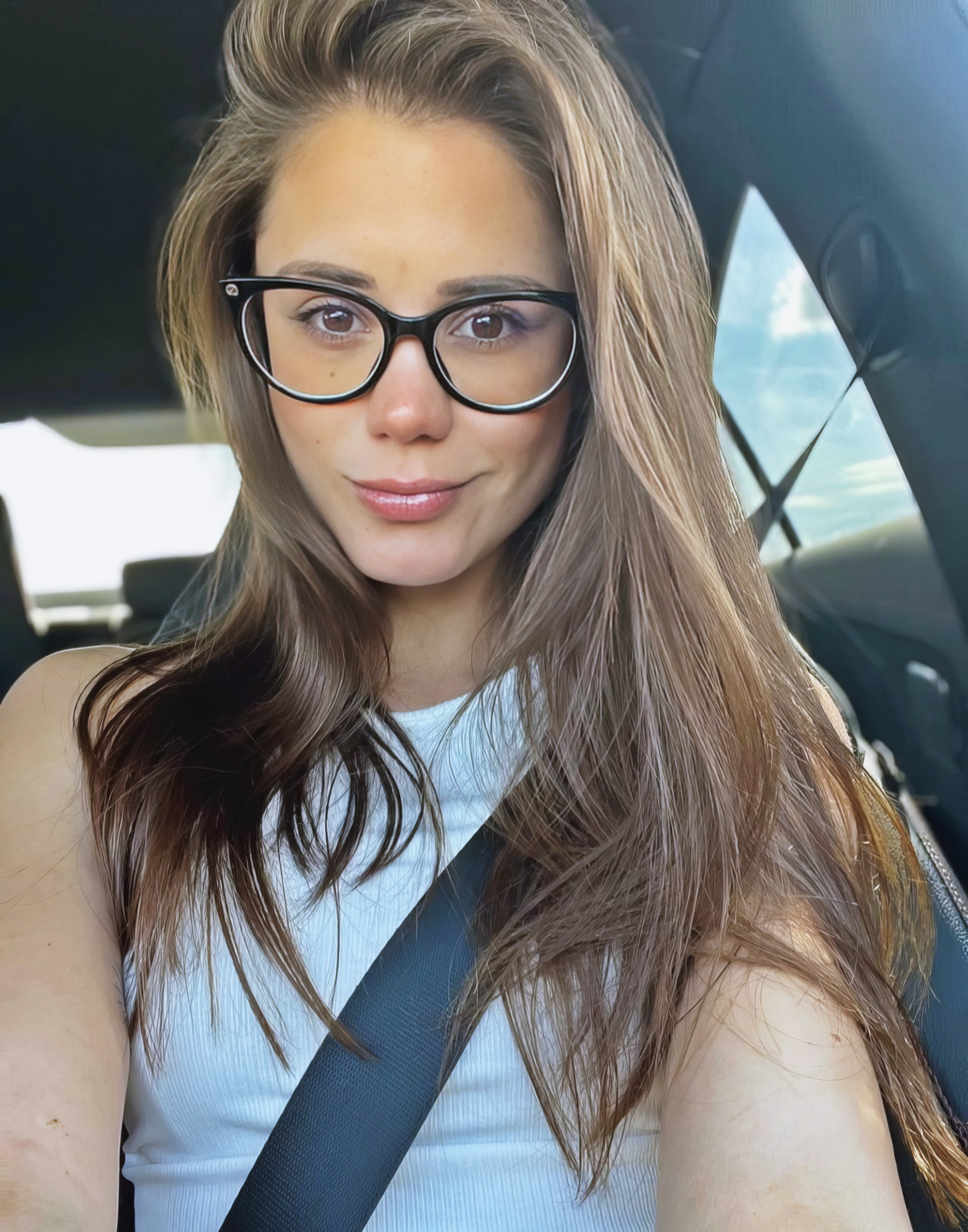 Little Caprice at 32 Years Old as MILF Lady Wifey Night Elegance Face Portrait French Brunette Natural Perfomer (2020)