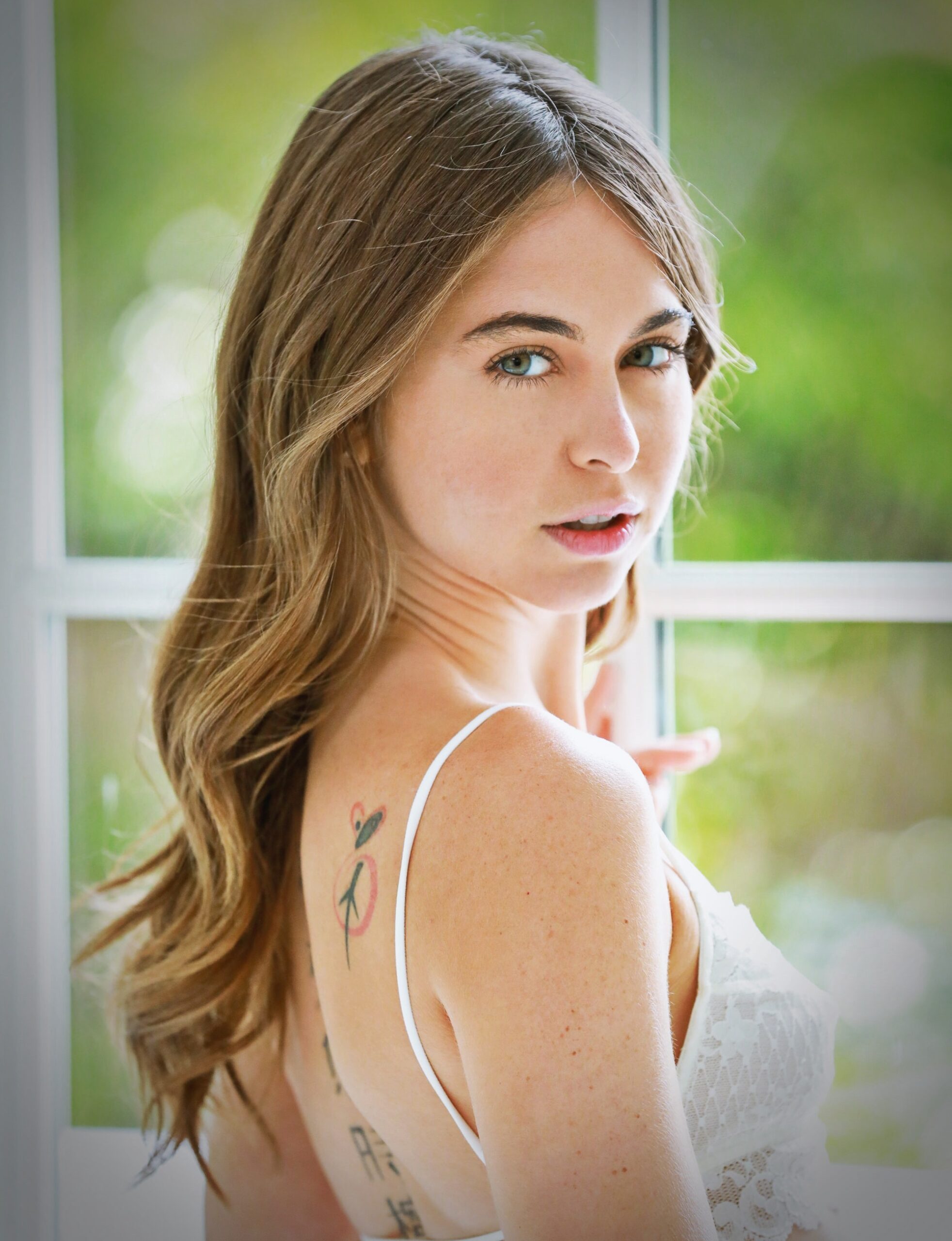 Riley Reid at 27 Years Old: Take My Girlfriend For Your Birthday (Tushy, 2018) White Lingerie Angelic Beauty Face Portrait Green Eyes