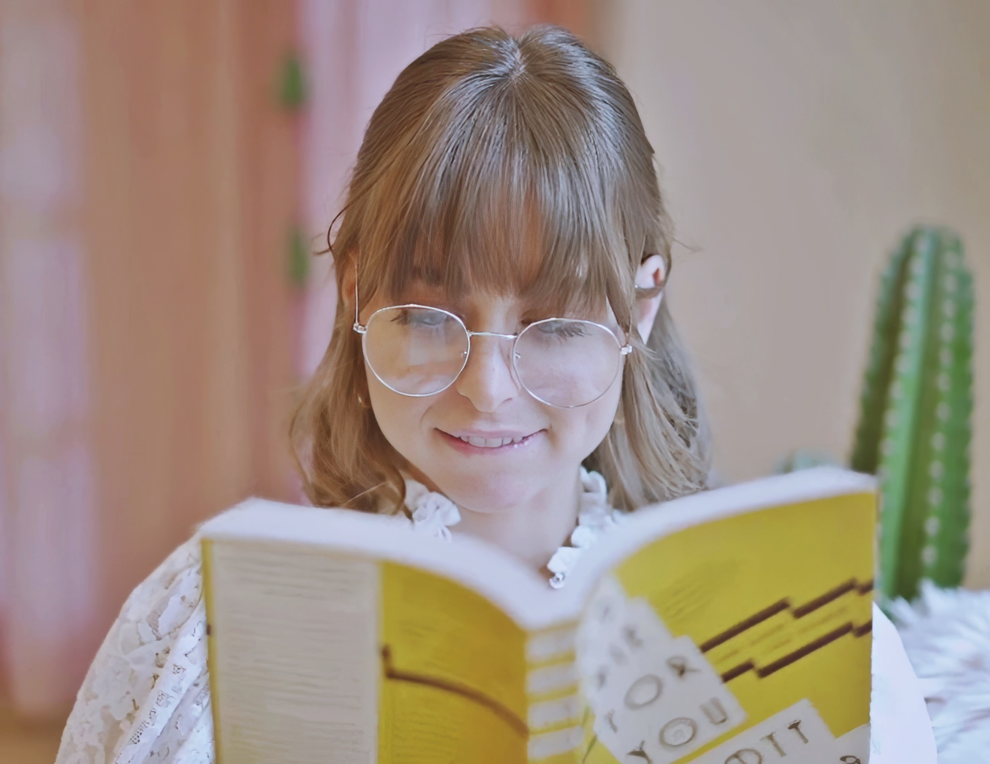 Riley Reid, Solo: Reading I'd Die For You by Scott Fitzgerald (2023)