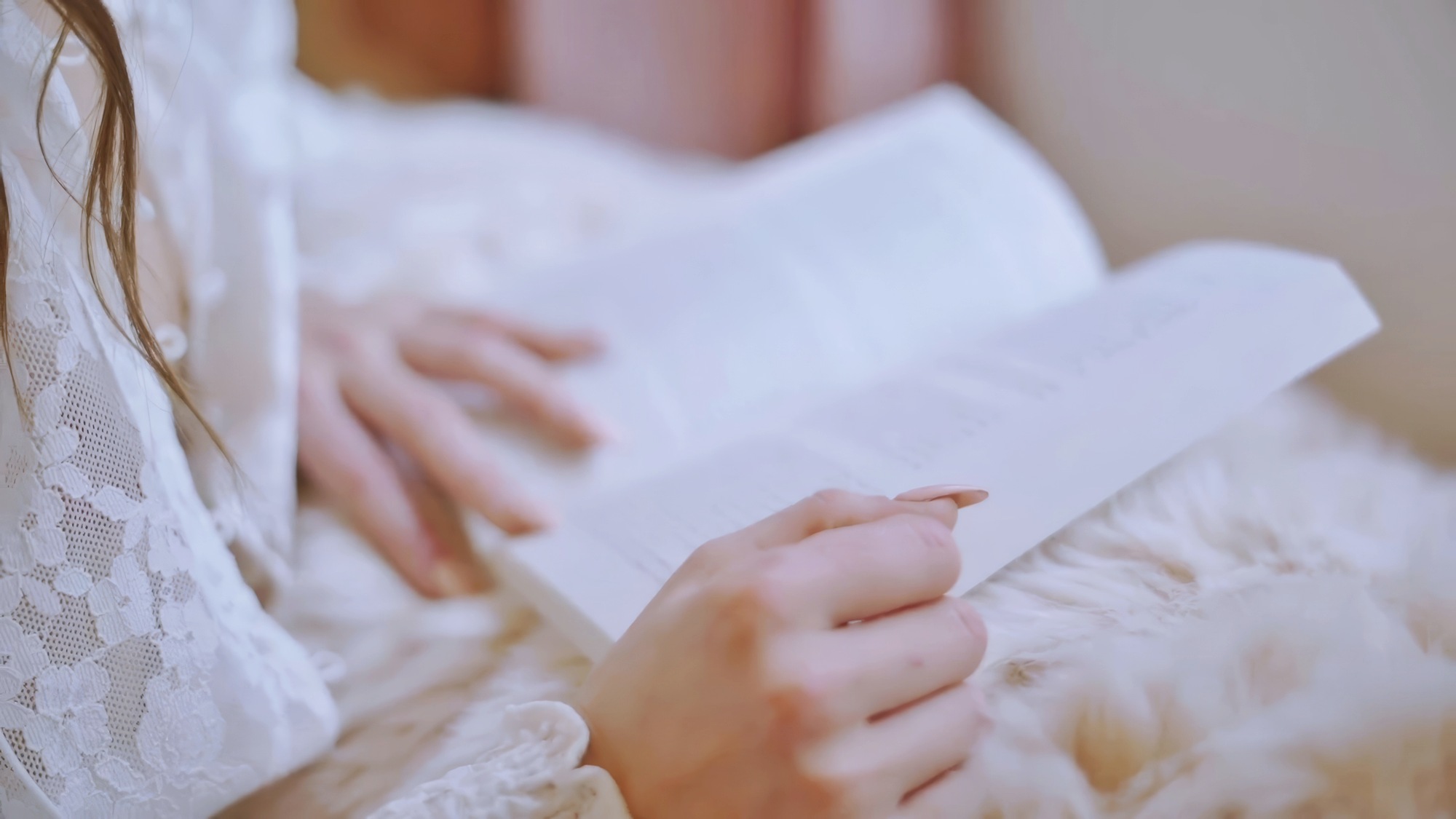 Riley Reid, Solo: Reading I'd Die For You by Scott Fitzgerald (2023) White Lingerie Delicate MILF Solo Tease