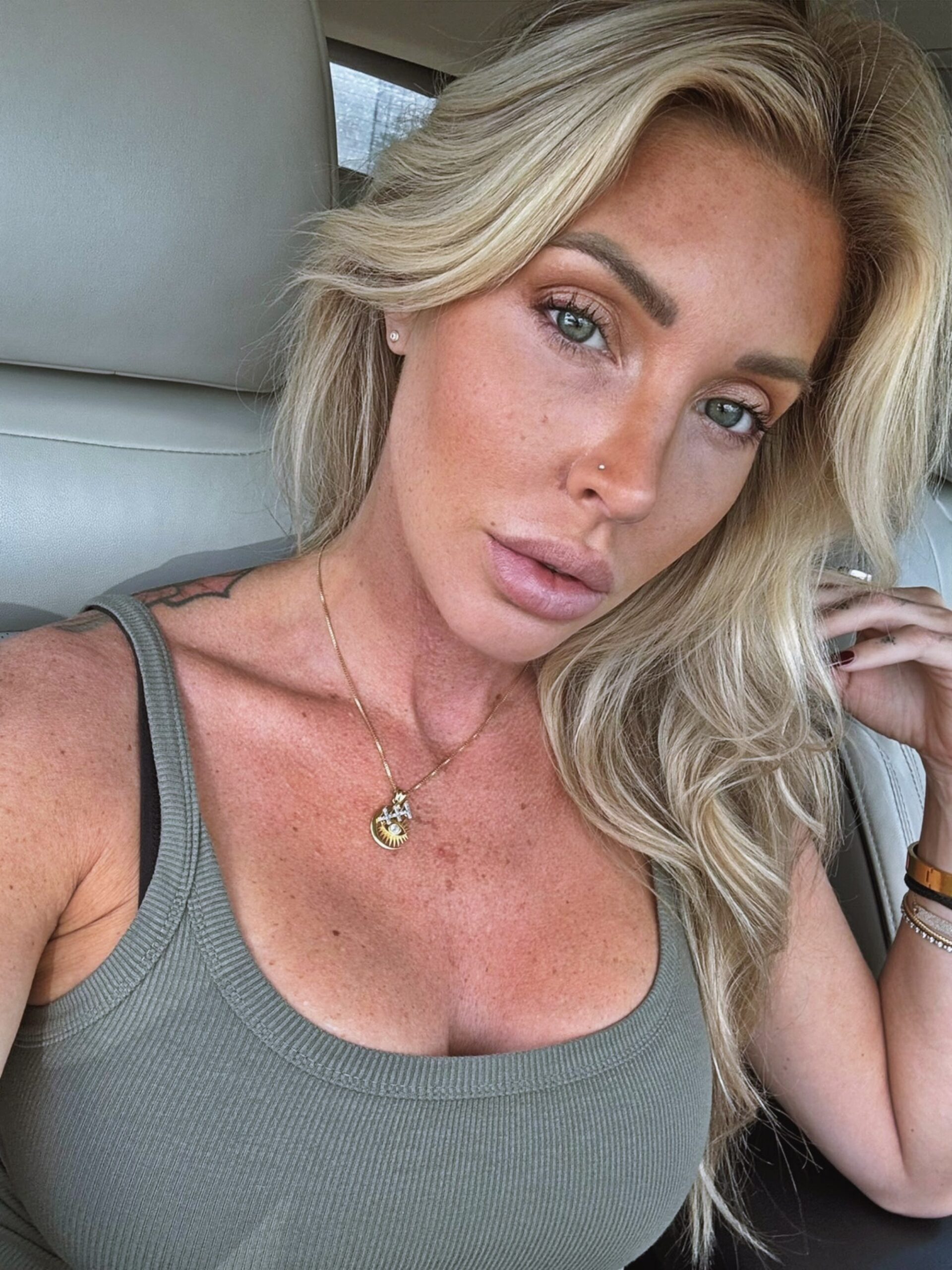 Samantha Saint at 38 Years Old as Blonde Bombshell Busty Tall MILF Legend Selfie Erotic Homeworks (2025)