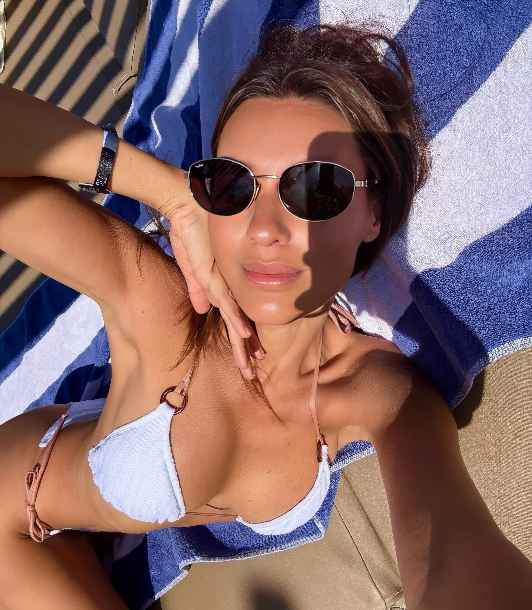 Carolina Ardohain Pampita at 47 Years Old IA/AI Recreation as Erotic Model Latin Slender Brunette MILF (2025)