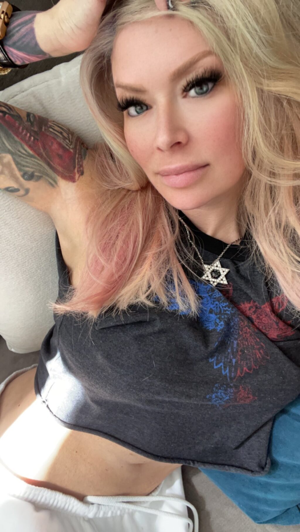 jenna jameson legend blonde bombshell pornstar a los 49 años de edad en 2023 como retired pornstar