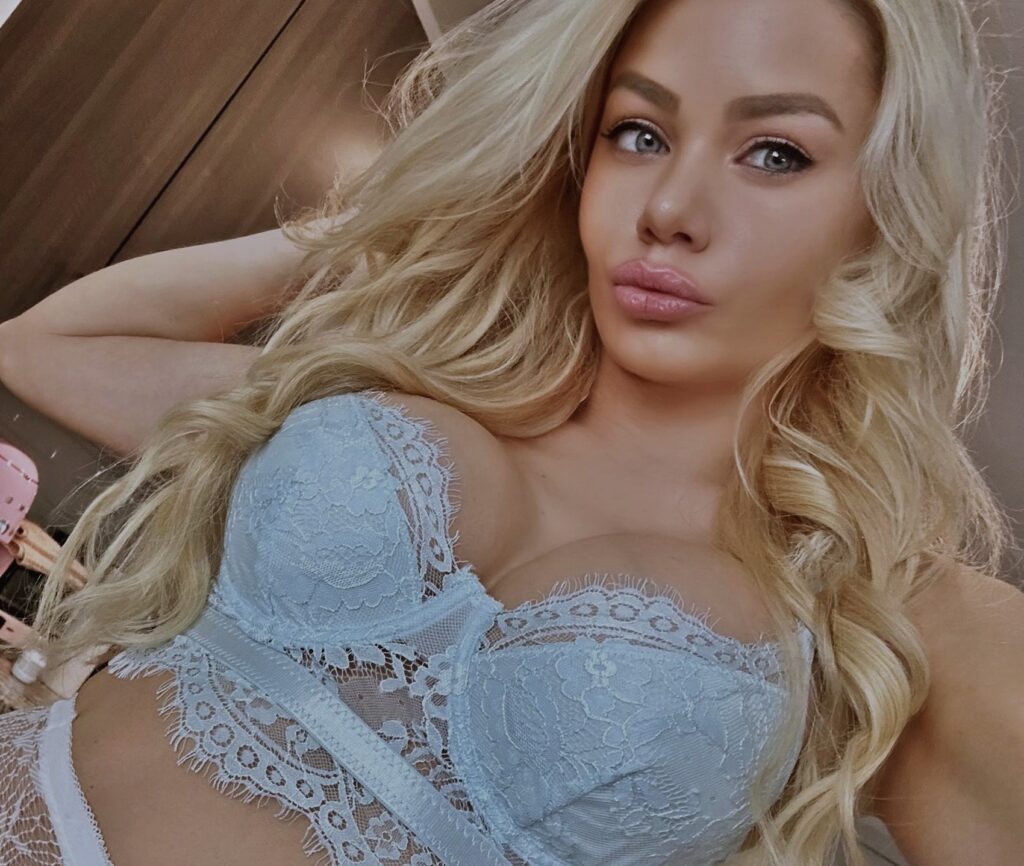 Riley Steele 36 años edad spieger selfie pornstar 2024