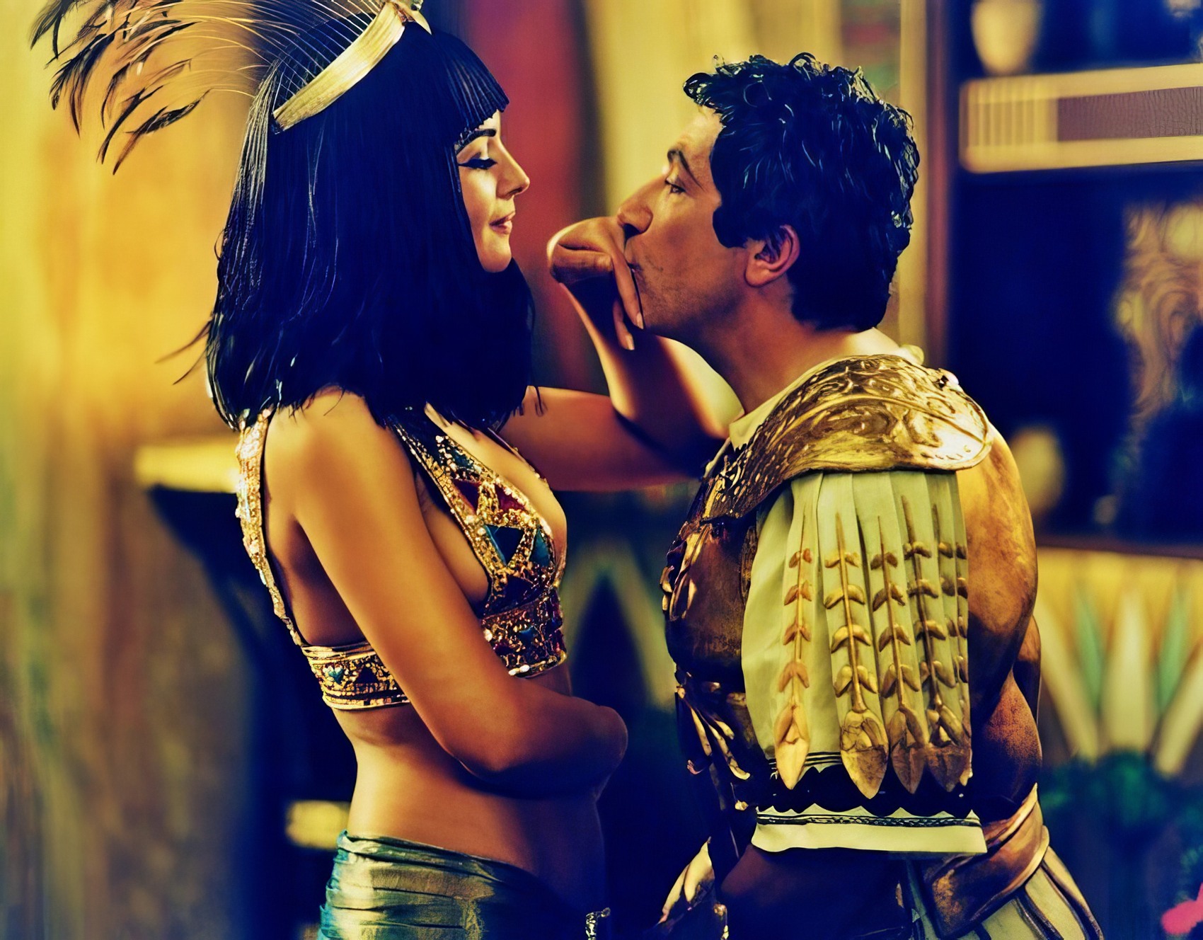 Monica Bellucci at 38 Years Old: Asterix & Obelix: Mission Cleopatre (2002)