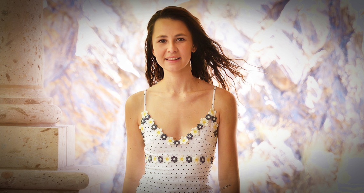 Liz Jordan at 18 Years Old (FTVGirls, 2020) as Best Slight Porn Bodies (2026) Slender All Natural Teenager Brunette White Tight Dress