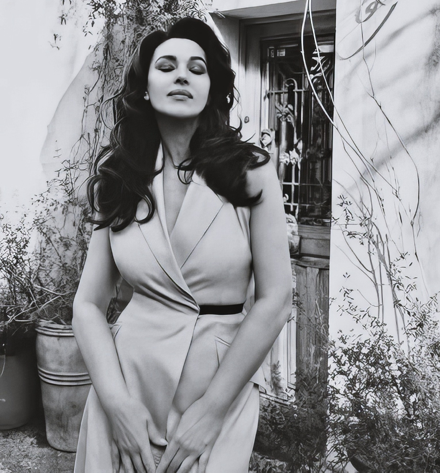Monica Bellucci at 61 Years Old: Modern Weekly Style China Magazine (April 2026) MILF Italian Brunette Buxom Busty All Natural